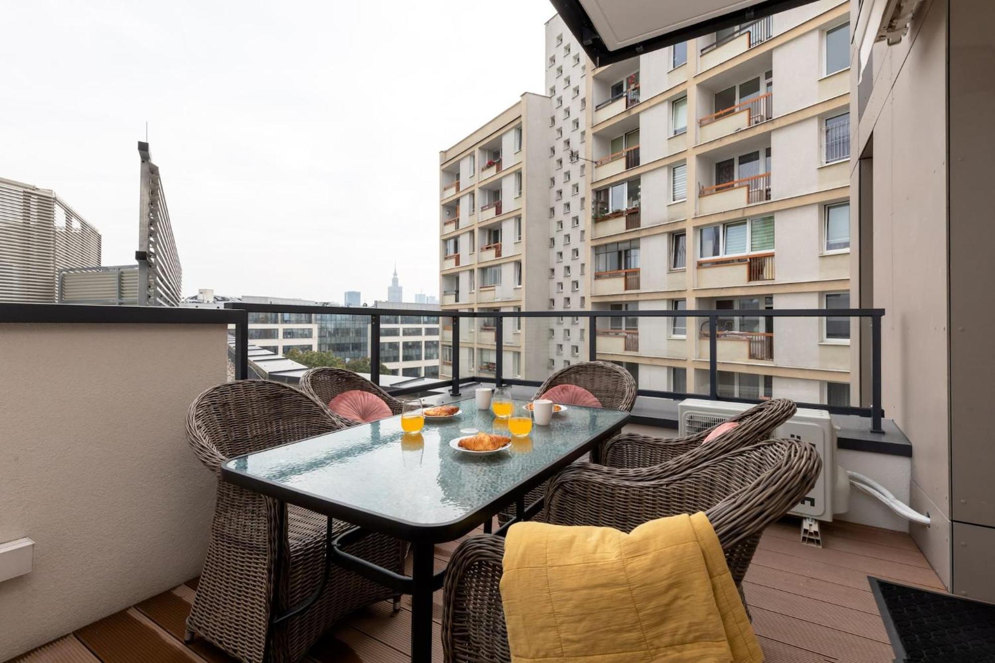 Aleja Solidarnosci 60B II By Noclegi Renters Warsaw Ngoại thất bức ảnh